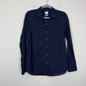 Gap Woman’s fitted boyfriend Button Up shirt Blue Textured Polka Dot Size Medium